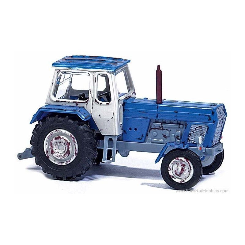 Tracteur Fortschritt bleu sale et rouillé - TT